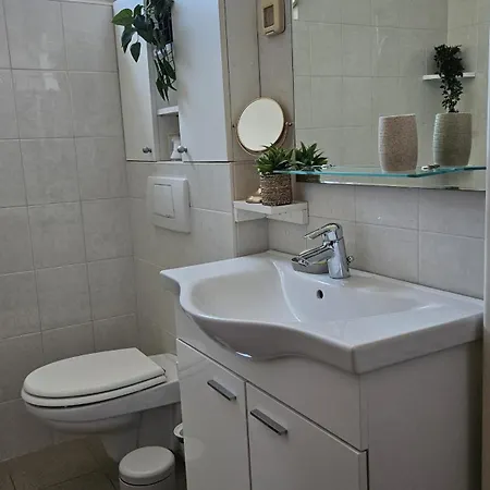 Deluxe Harbor Apartment Zadar